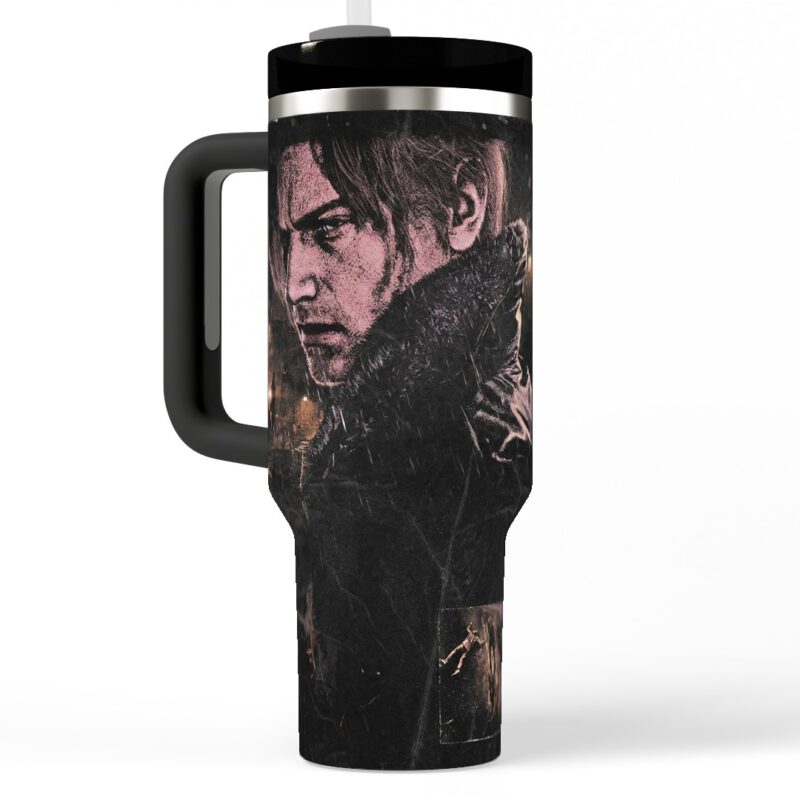 square_RE-Requiem Leon Mock