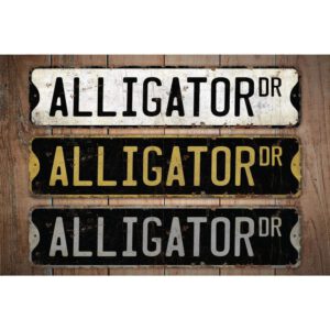 Alligator-Premium-Quality-Rustic-Metal-Sign-Images.jpg