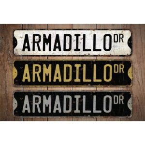Armadillo-Premium-Quality-Rustic-Metal-Sign-Images.jpg