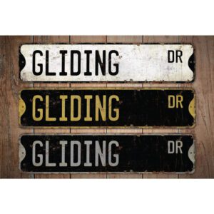 Gliding-Premium-Quality-Rustic-Metal-Sign-Images.jpg