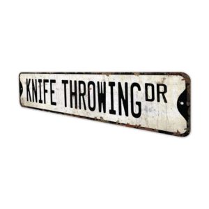 Knife-Throwing-Sign-Premium-Quality-Rustic-Metal-Sign-4.jpg