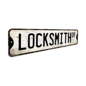 Locksmith-Premium-Quality-Rustic-Metal-Sign-3.jpg