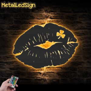 Lucly-Lips-Clover-Metal-Wall-Art-LED-Light-7.jpg