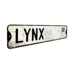 Lynx-Premium-Quality-Rustic-Metal-Sign-3.jpg