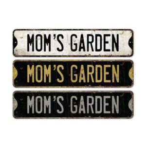 Moms-Garden-Sign-Premium-Quality-Rustic-Metal-Sign-2.jpg