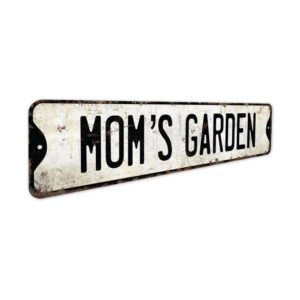 Moms-Garden-Sign-Premium-Quality-Rustic-Metal-Sign-3.jpg