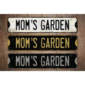 Moms-Garden-Sign-Premium-Quality-Rustic-Metal-Sign-Images.jpg