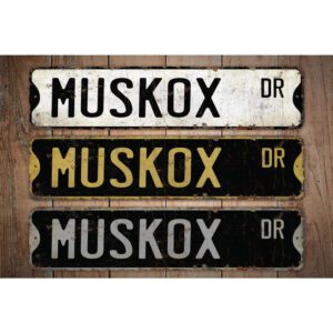 Muskox-Premium-Quality-Rustic-Metal-Sign-Images.jpg