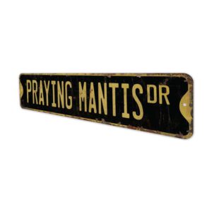 Praying-Mantis-Premium-Quality-Rustic-Metal-Sign-6.jpg
