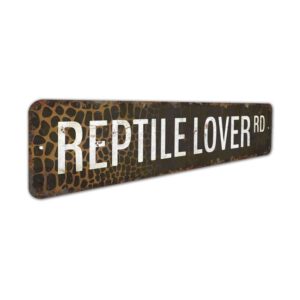 Reptile-Lover-Premium-Quality-Rustic-Metal-Sign-3.jpg