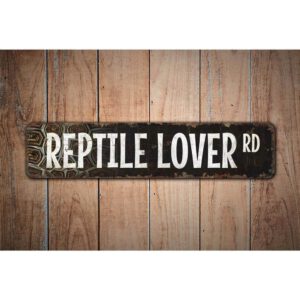 Reptile-Lover-Premium-Quality-Rustic-Metal-Sign-Images-1.jpg