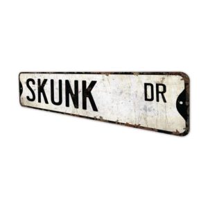 Skunk-Premium-Quality-Rustic-Metal-Sign-4.jpg