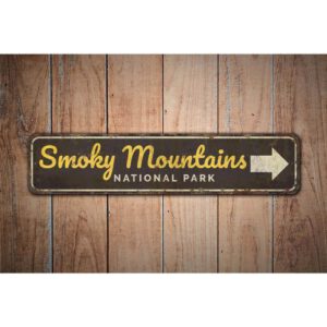 Smoky-Mountains-Sign-Premium-Quality-Rustic-Metal-Sign-Images.jpg