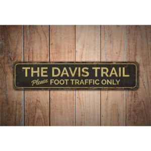 The-Davis-Trail-Premium-Quality-Rustic-Metal-Sign-Images.jpg