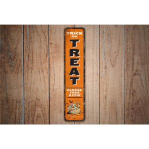 Trick-or-Treat-Sign-Premium-Quality-Rustic-Metal-Sign-Images-2.jpg