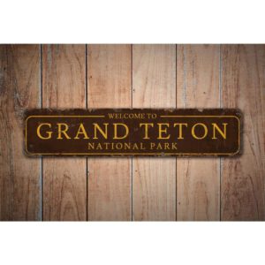 Welcome-To-Park-Sign-Premium-Quality-Rustic-Metal-Sign-Images.jpg