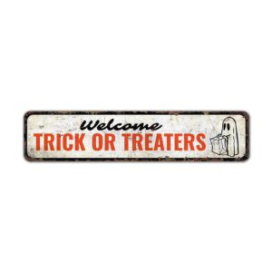 Welcome-Trick-or-Treaters-Premium-Quality-Rustic-Metal-Sign-2.jpg