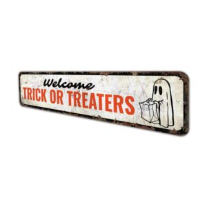 Welcome-Trick-or-Treaters-Premium-Quality-Rustic-Metal-Sign-4.jpg